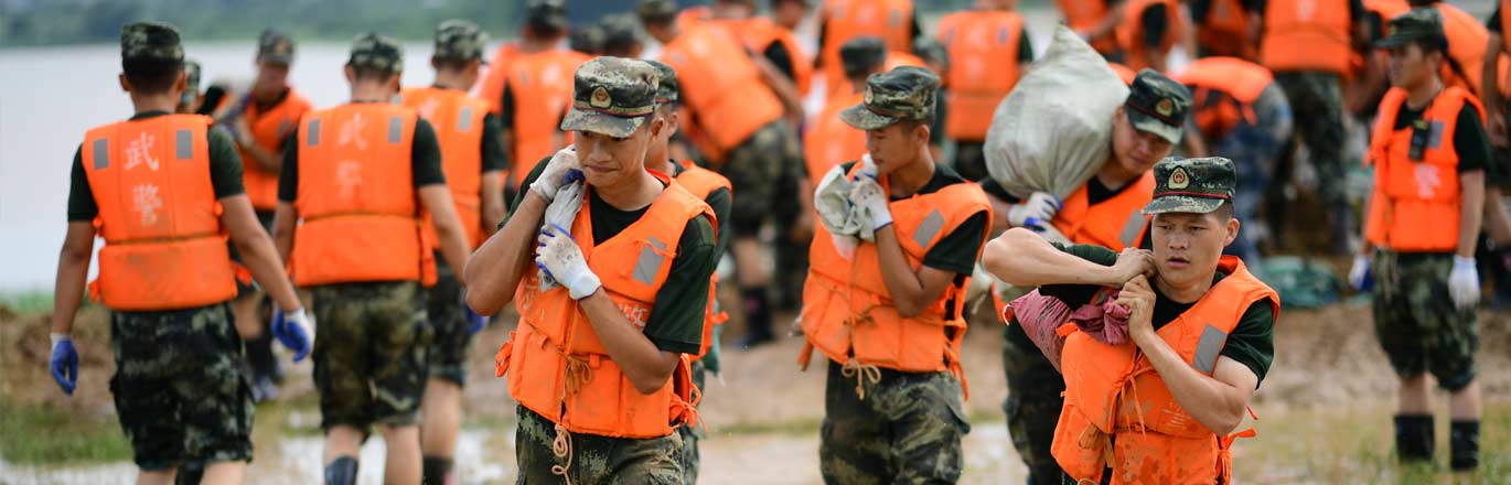 始终把保障人民群众生命财产安全放在首位