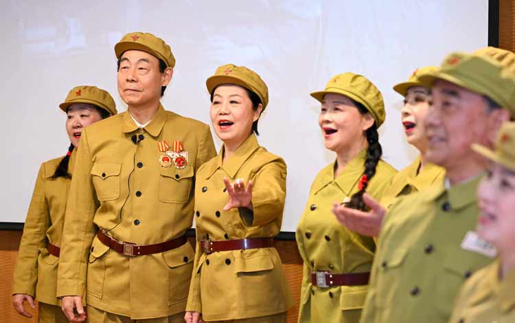 关爱老兵迎新春 文艺汇演暖人心